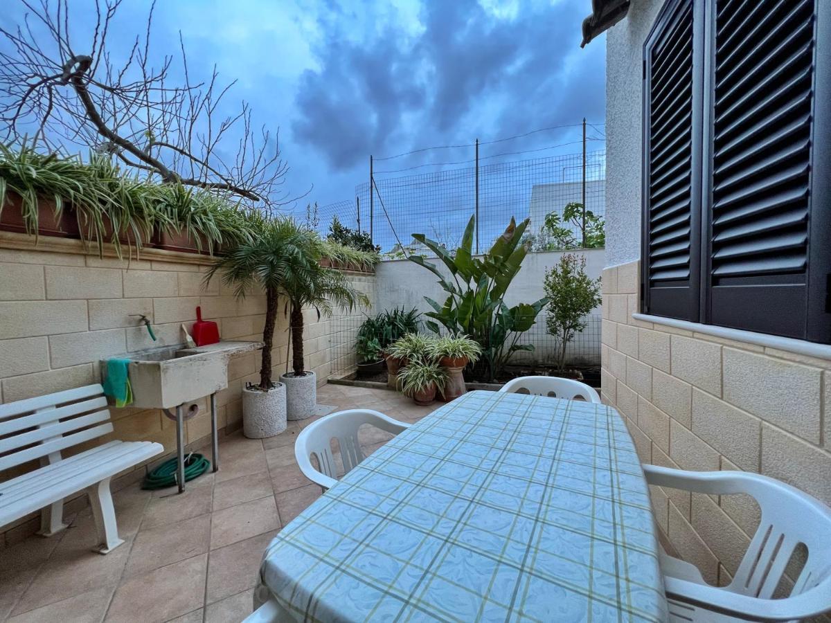 Casa Vacanza Rita Marina Di Pescoluse Dış mekan fotoğraf